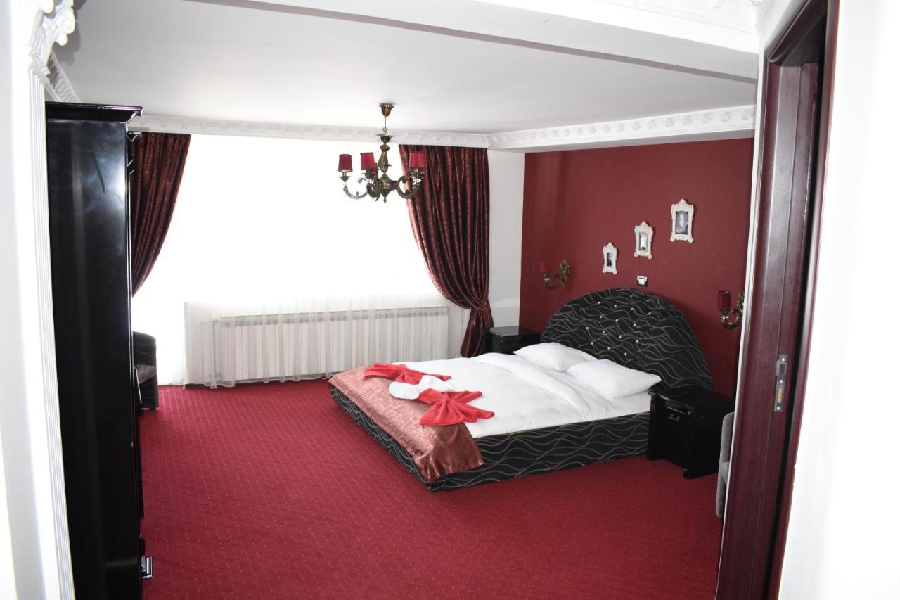 Rey Hotel Mavrovo Exterior foto